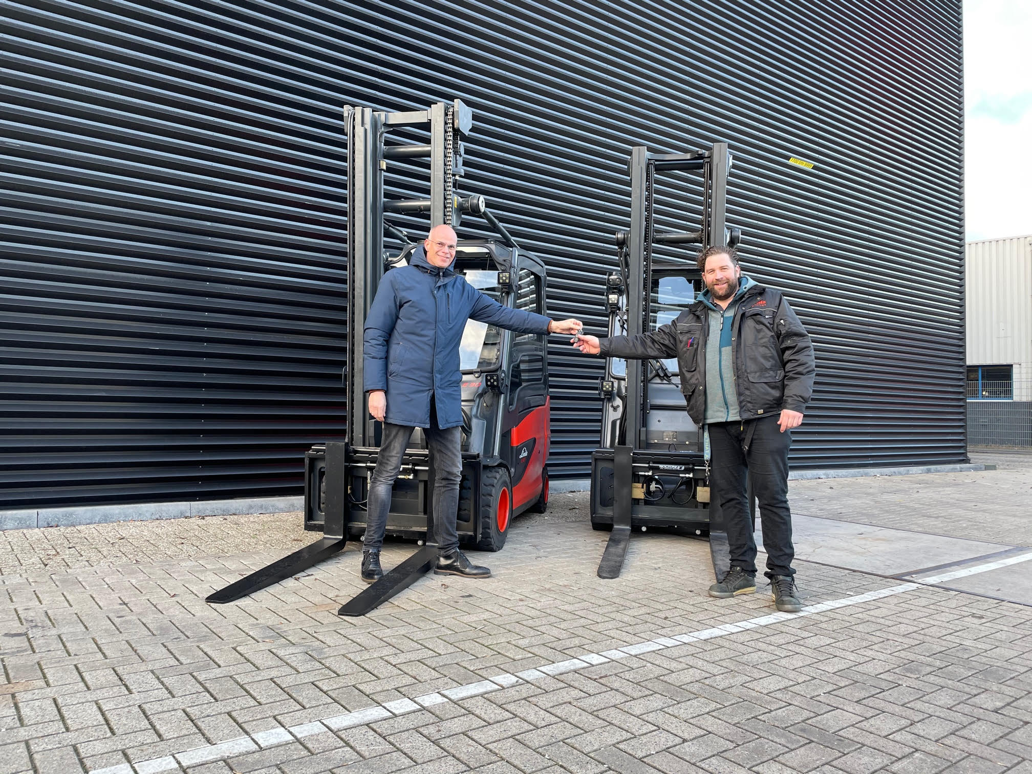 Team Melis breidt uit: twee gloednieuwe Linde E30 heftrucks