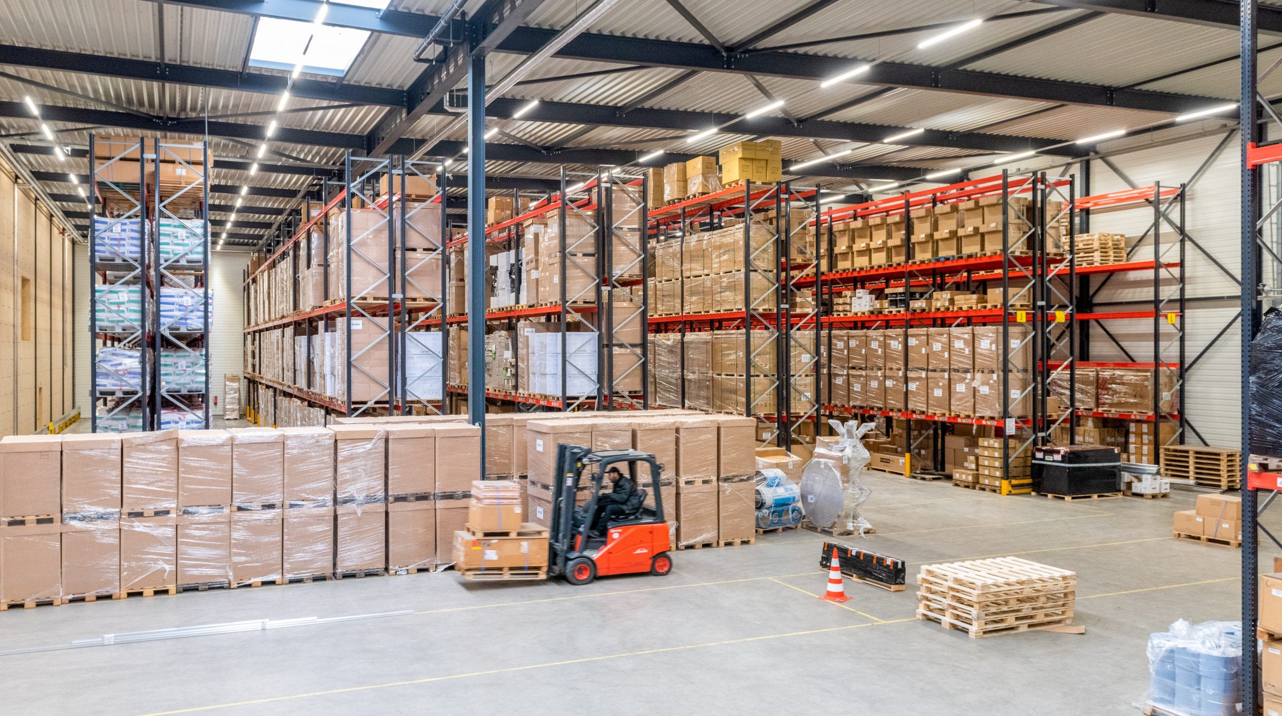 Melis logistics vergroot crossdockplein